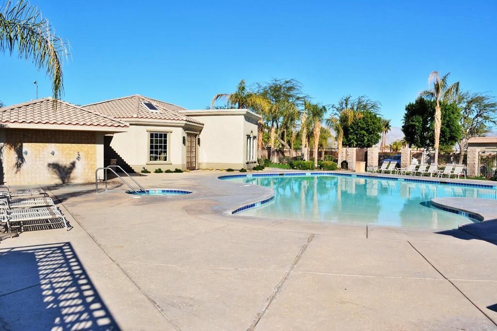listing image 130728313458738181238