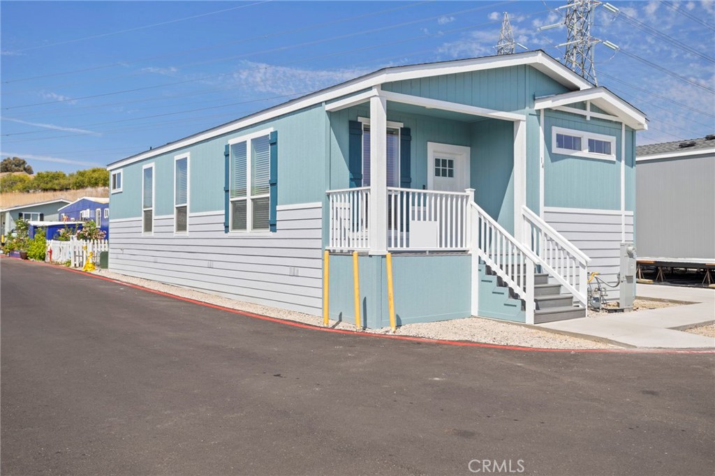 3030 Oceanside Boulevard 14