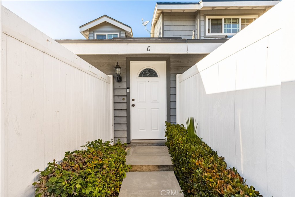 1062 Walnut Street C