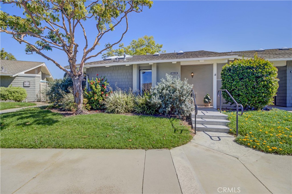 8932 Biscayne Court 1318-A