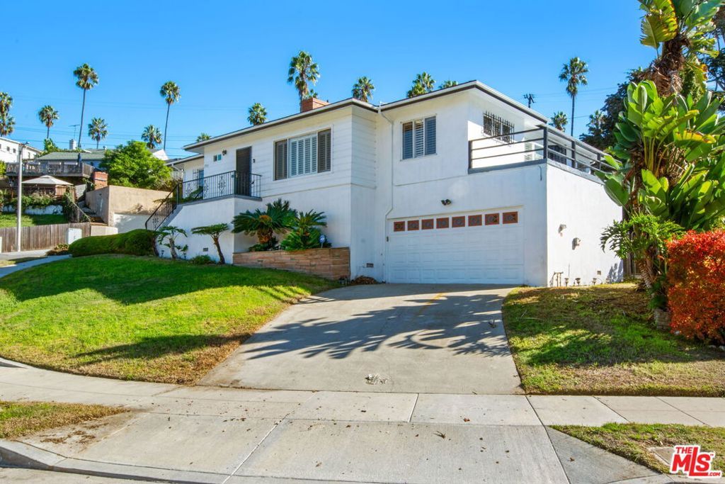 Photo of 3704 Lorado Way, View Park, CA 90043 (MLS # 25624563)