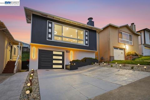 Photo of 168 Belcrest Ave Ave, Daly City, CA 94015 (MLS # 41128583)