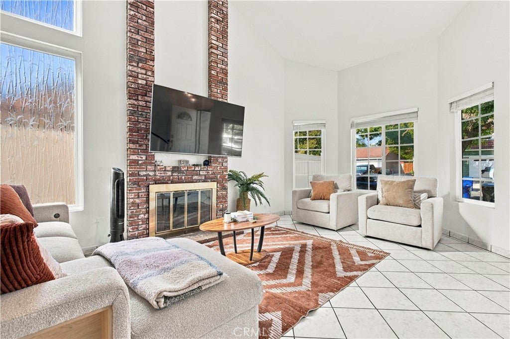 11319 Rancherias Drive