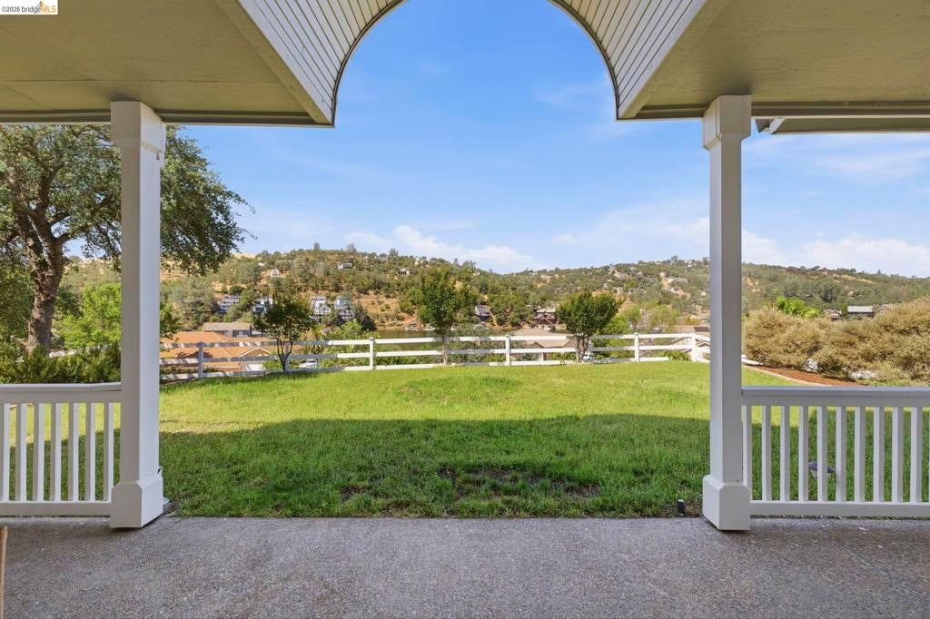 6242 Bluff View Road