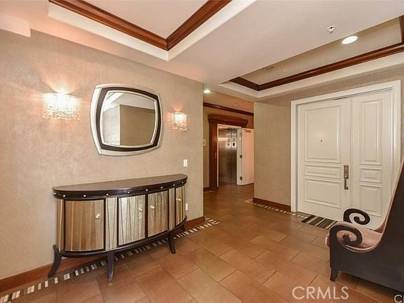 1316 Amherst 201