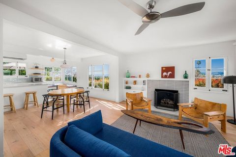 Photo of 1322 E Cota Street, Santa Barbara, CA 93103 (MLS # 26645959)