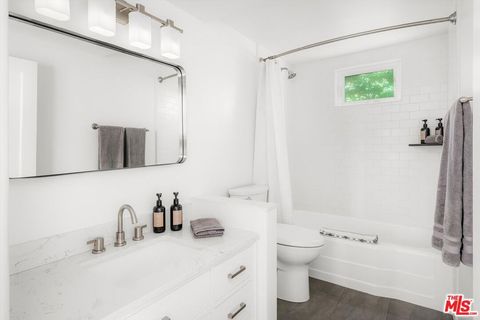 Tiny photo for 1322 E Cota Street, Santa Barbara, CA 93103 (MLS # 26645959)