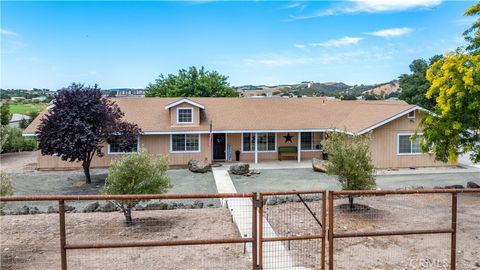 1375 Santa Ysabel Avenue Paso Robles CA 93446