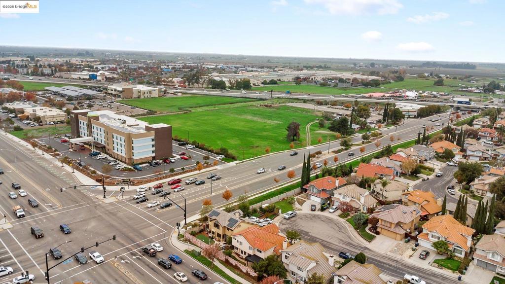 COUNTRY WOOD - Residential