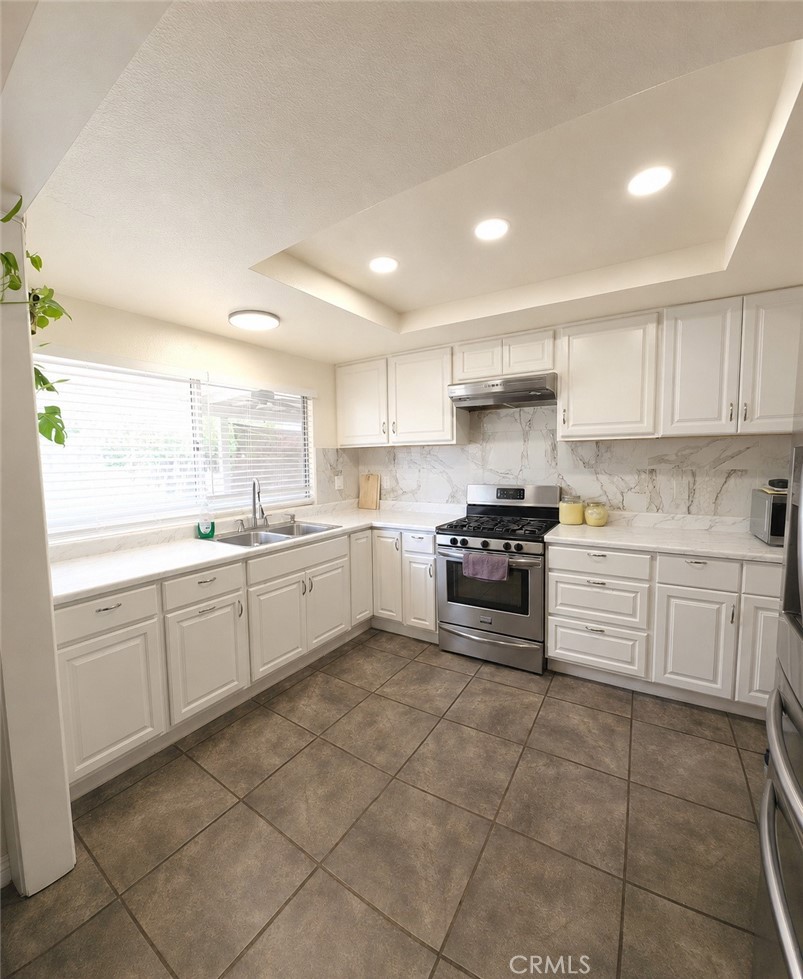 715 N Sutter