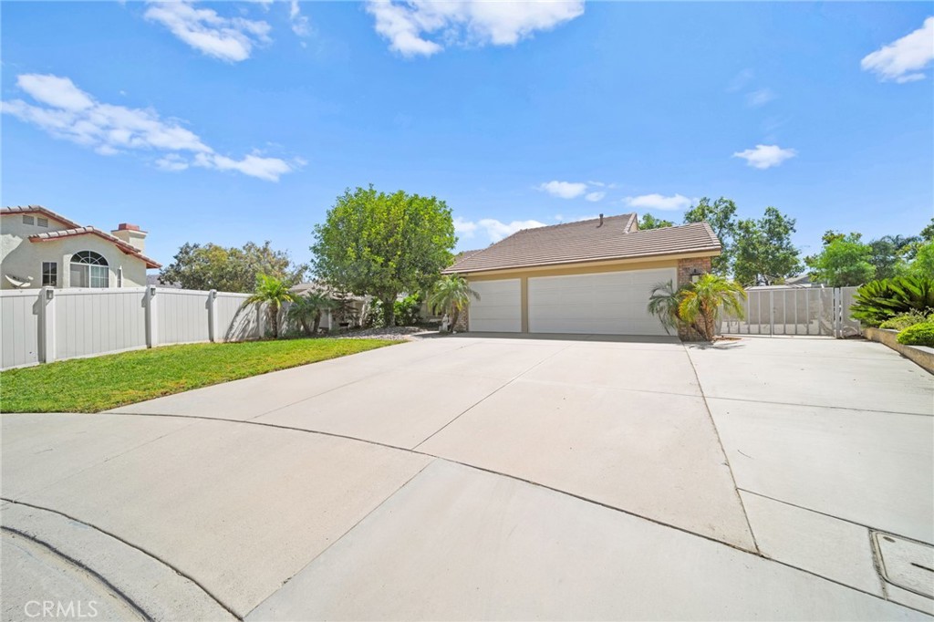 26970 Prickley Pear Circle