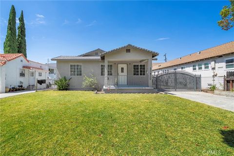 Photo of 3025 Sherwood AVE, Alhambra, CA 91801 (MLS # CV26106964)