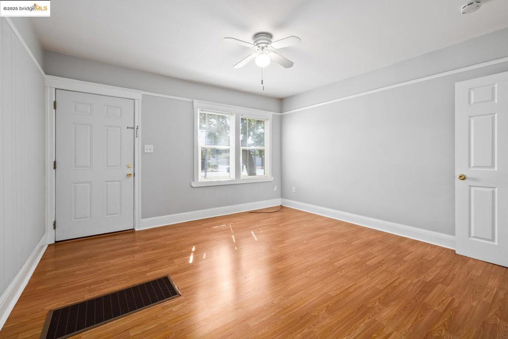 CENTRAL BERKELEY - Residential Income
