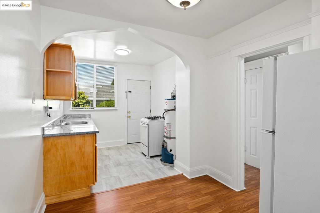 CENTRAL BERKELEY - Residential Income