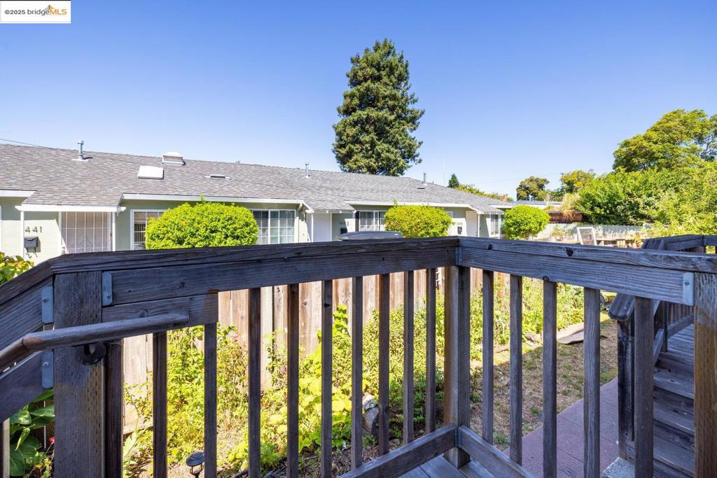 CENTRAL BERKELEY - Residential Income