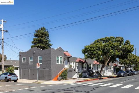 Photo of 2624 Sacramento St St, Berkeley, CA 94702 (MLS # 41108521)
