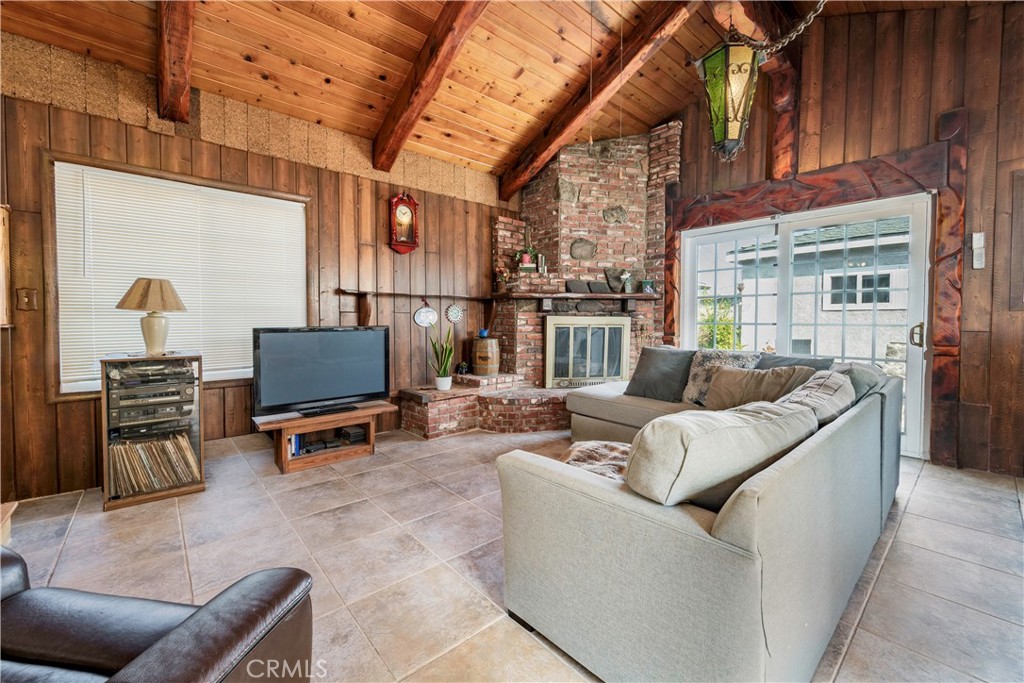 Bixby Knolls (BK) - Residential