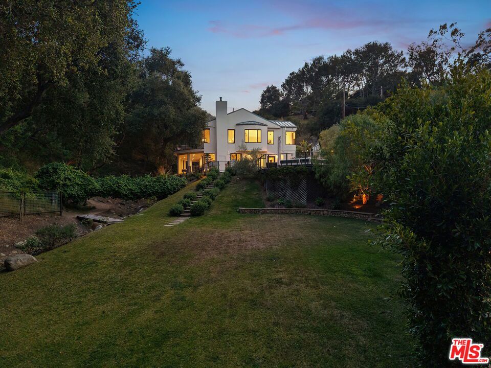28222 Via Acero Street