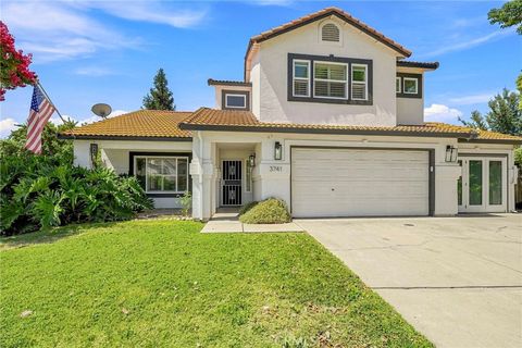 Photo of 3741 Pigeon Court, Merced, CA 95340 (MLS # MC26148361)