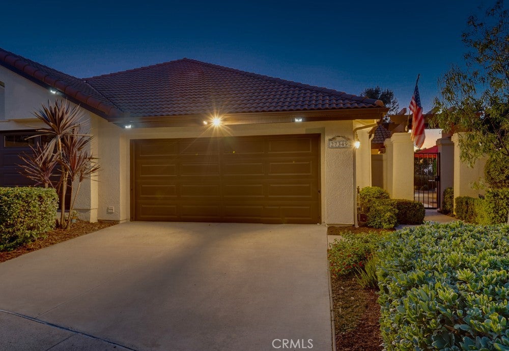 27349 Paseo Placentia