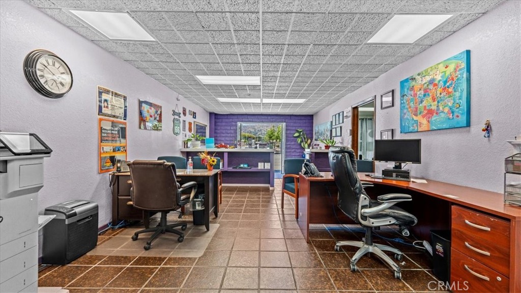 580 E Foothill Boulevard