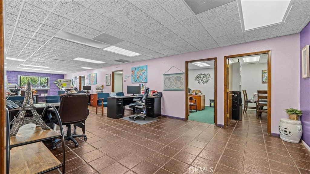 580 E Foothill Boulevard