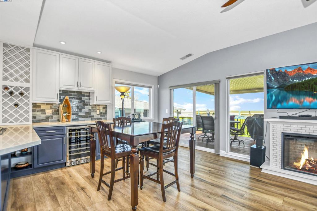 BETHEL ISLAND - Residential