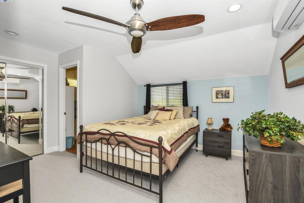 BETHEL ISLAND - Residential