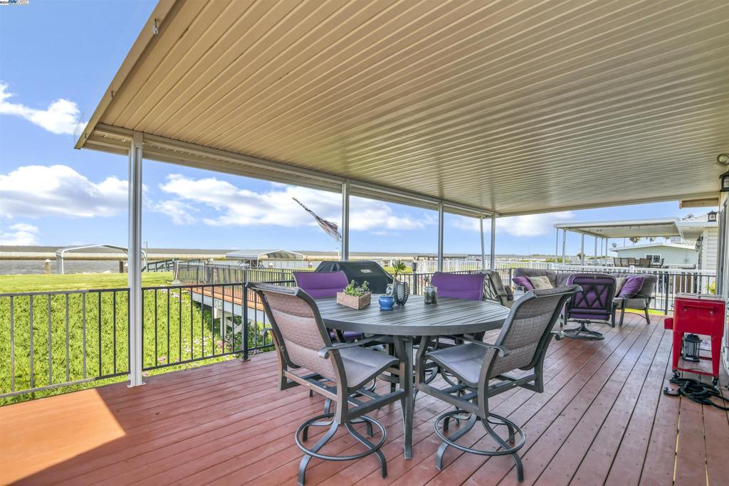 BETHEL ISLAND - Residential