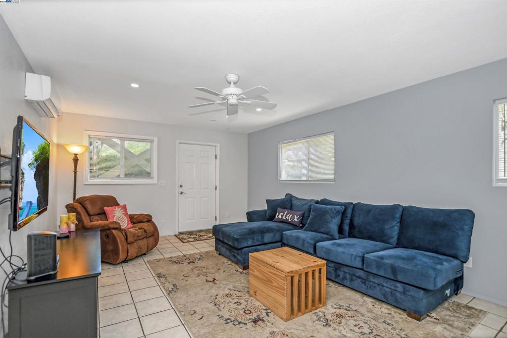 BETHEL ISLAND - Residential