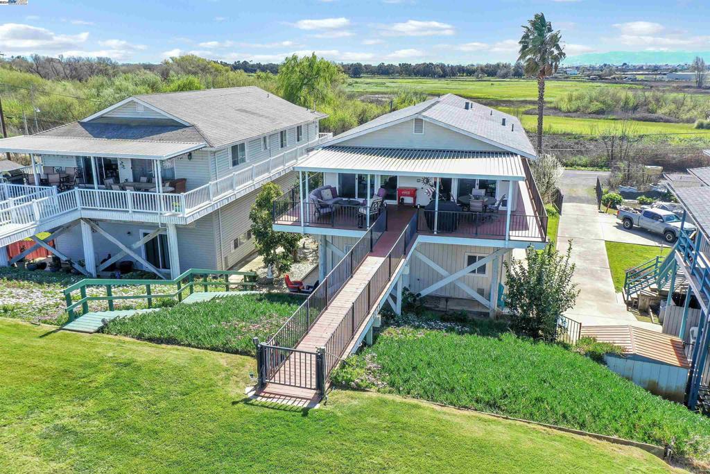 BETHEL ISLAND - Residential