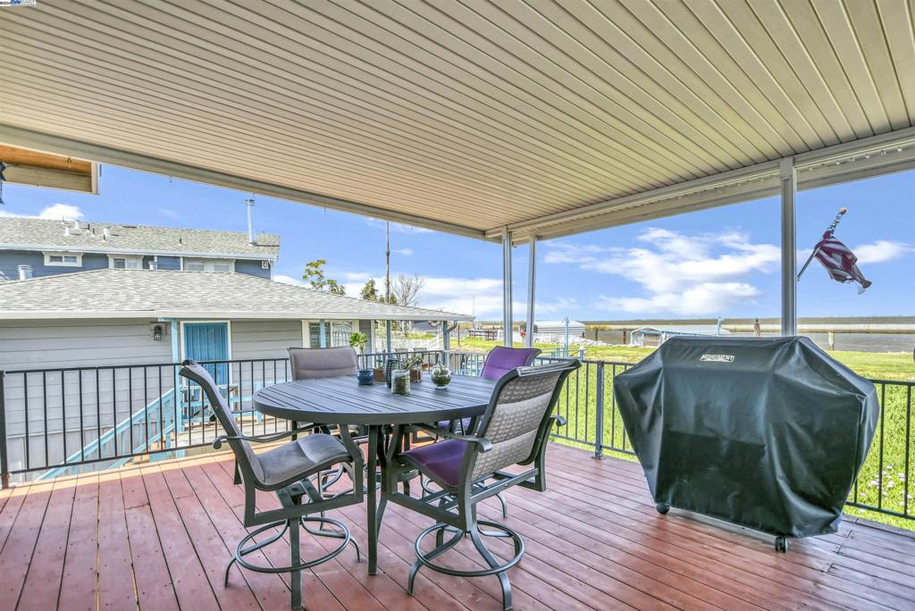 BETHEL ISLAND - Residential