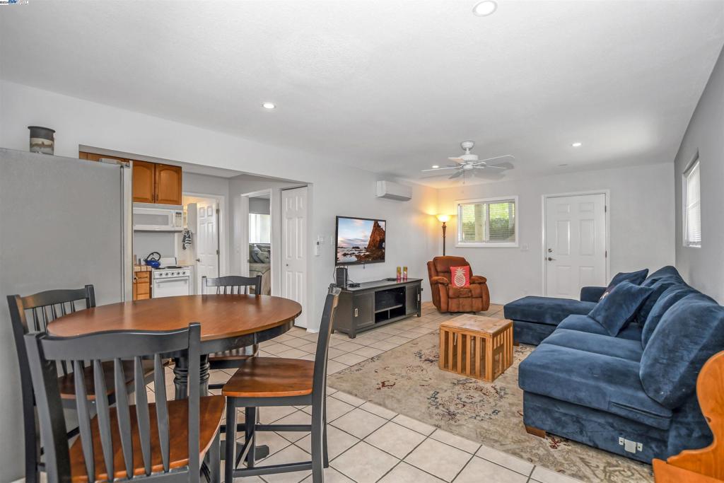 BETHEL ISLAND - Residential