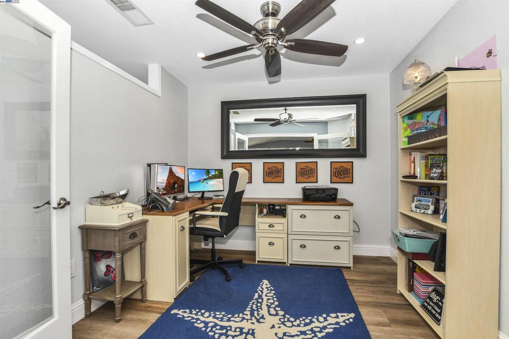 BETHEL ISLAND - Residential