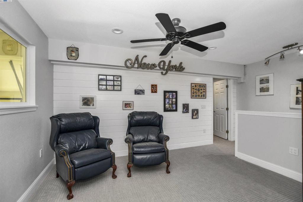 BETHEL ISLAND - Residential