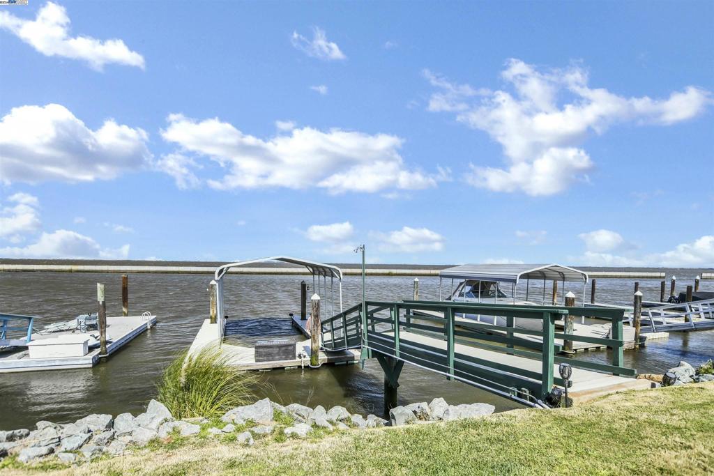 BETHEL ISLAND - Residential