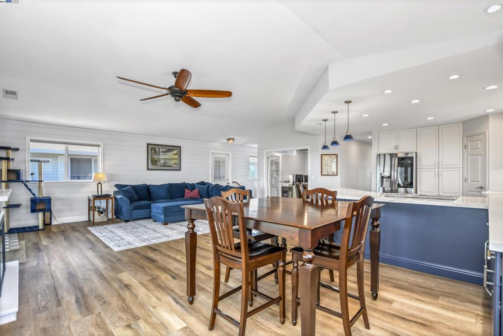 BETHEL ISLAND - Residential