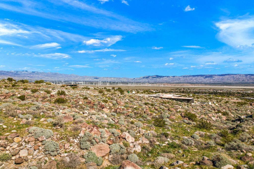 Desert Palisades - Land