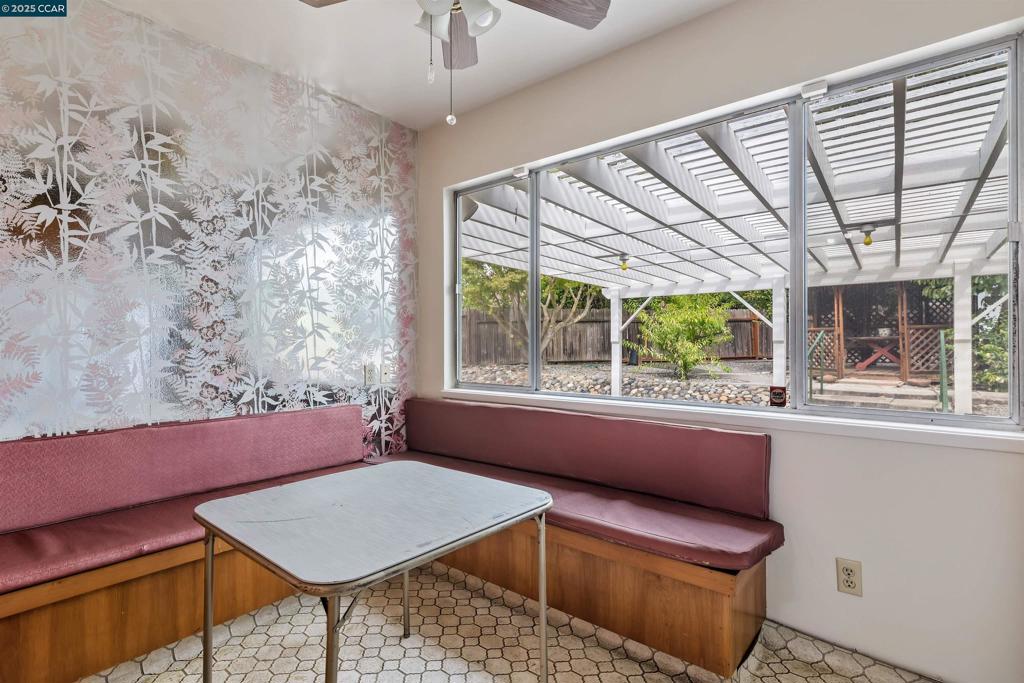 ROSE POINT - Residential