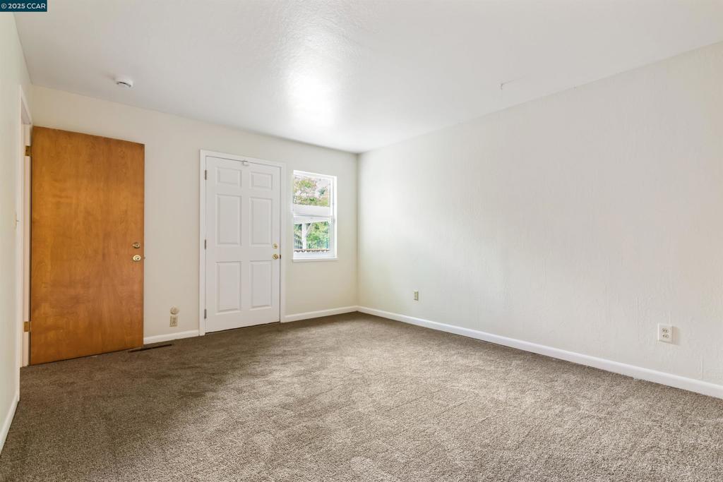 ROSE POINT - Residential