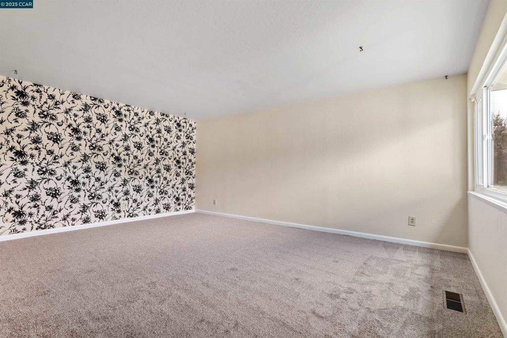 ROSE POINT - Residential