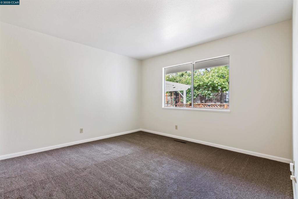 ROSE POINT - Residential