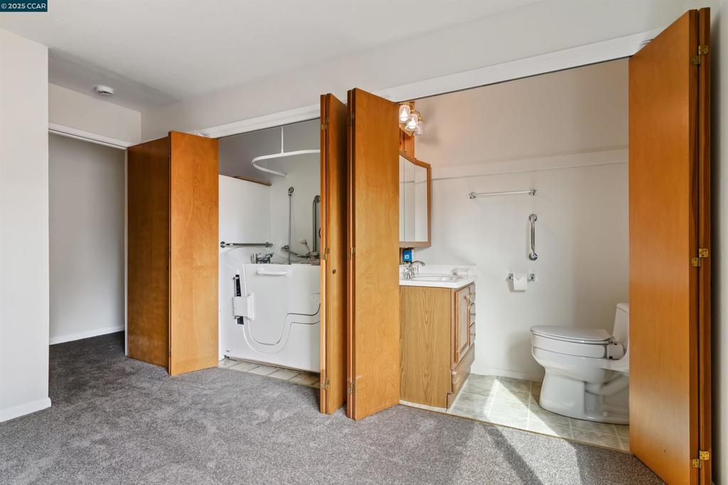 ROSE POINT - Residential