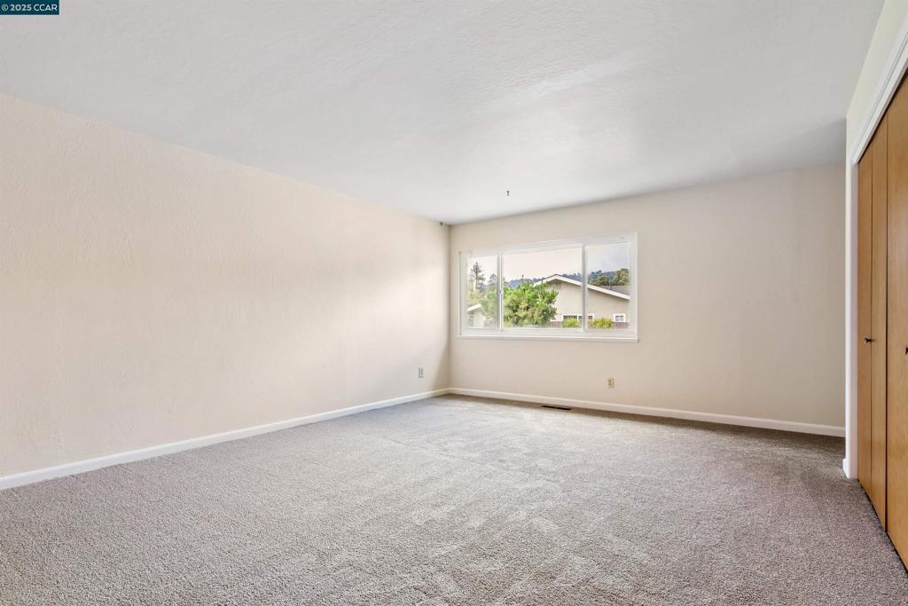 ROSE POINT - Residential