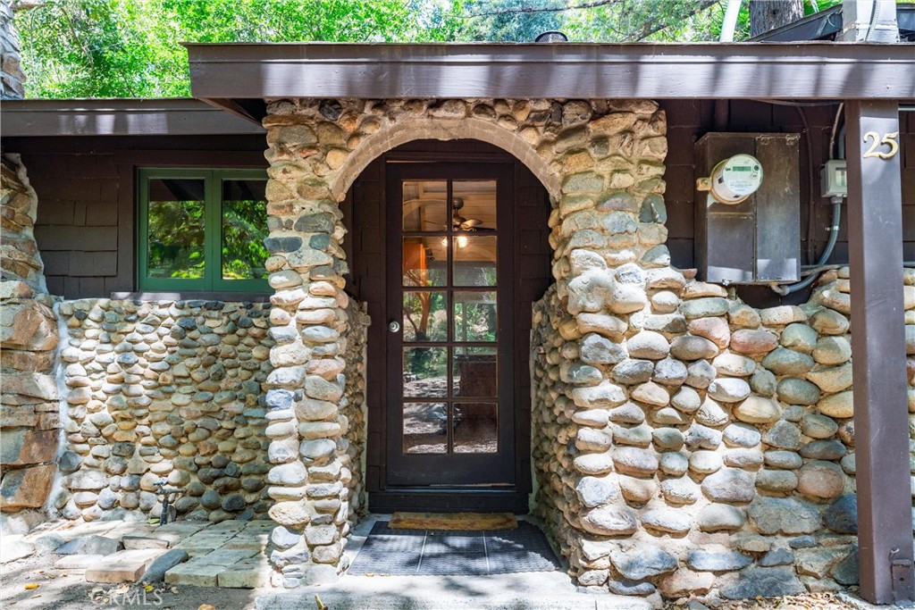 25 Hot Spring Canyon Rd