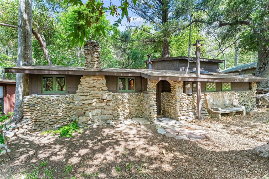 25 Hot Spring Canyon Rd