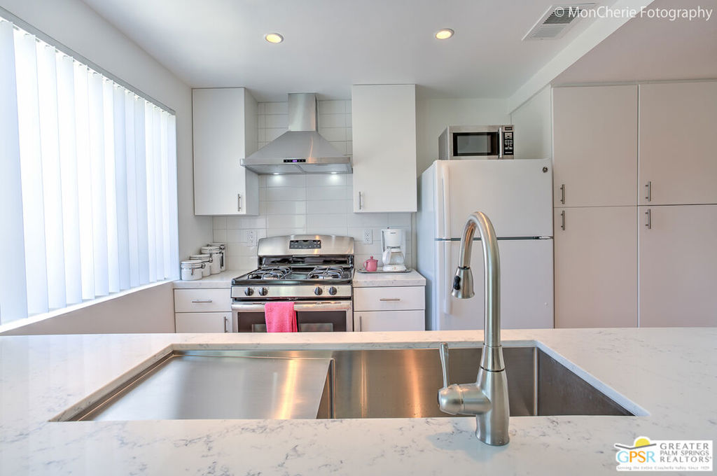 Indian Canyon Gardens - Residential Lease