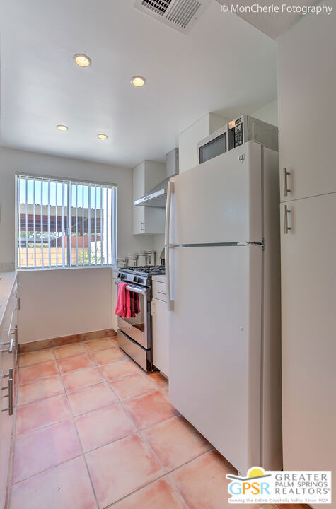 Indian Canyon Gardens - Residential Lease