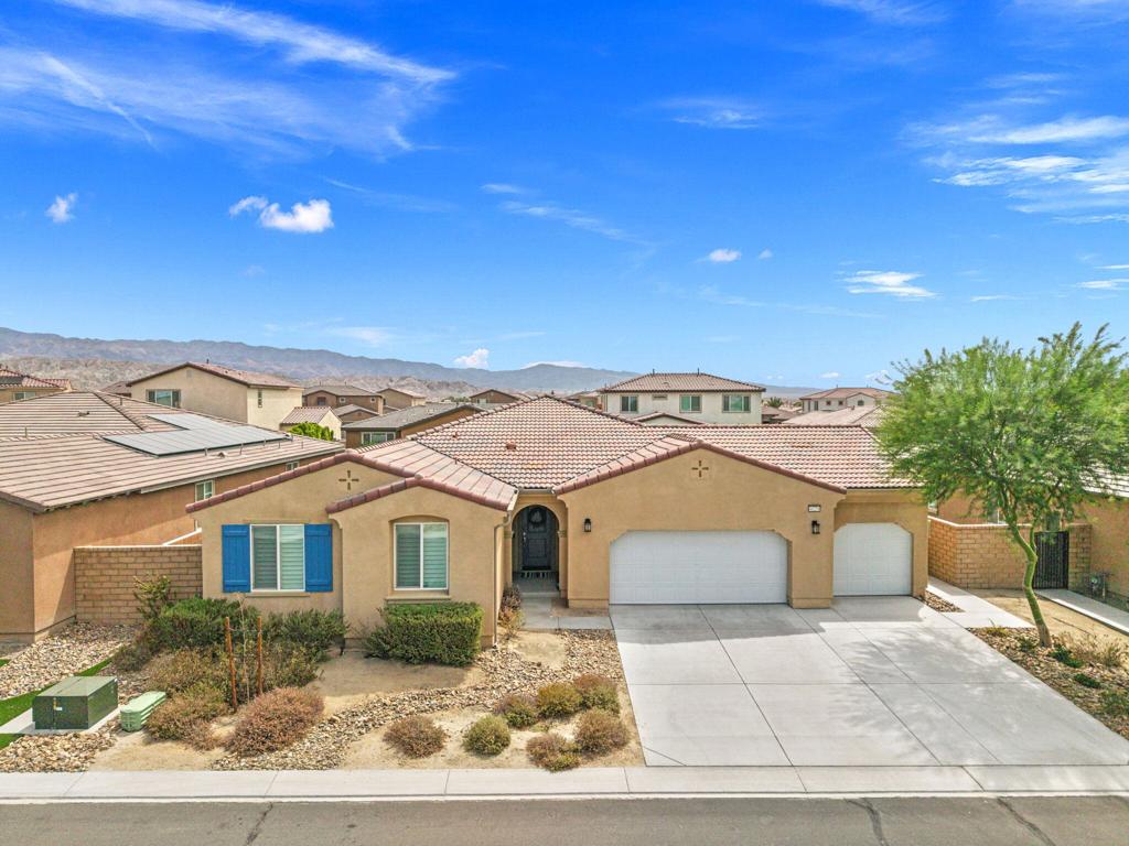 40258 Vivaldi Court