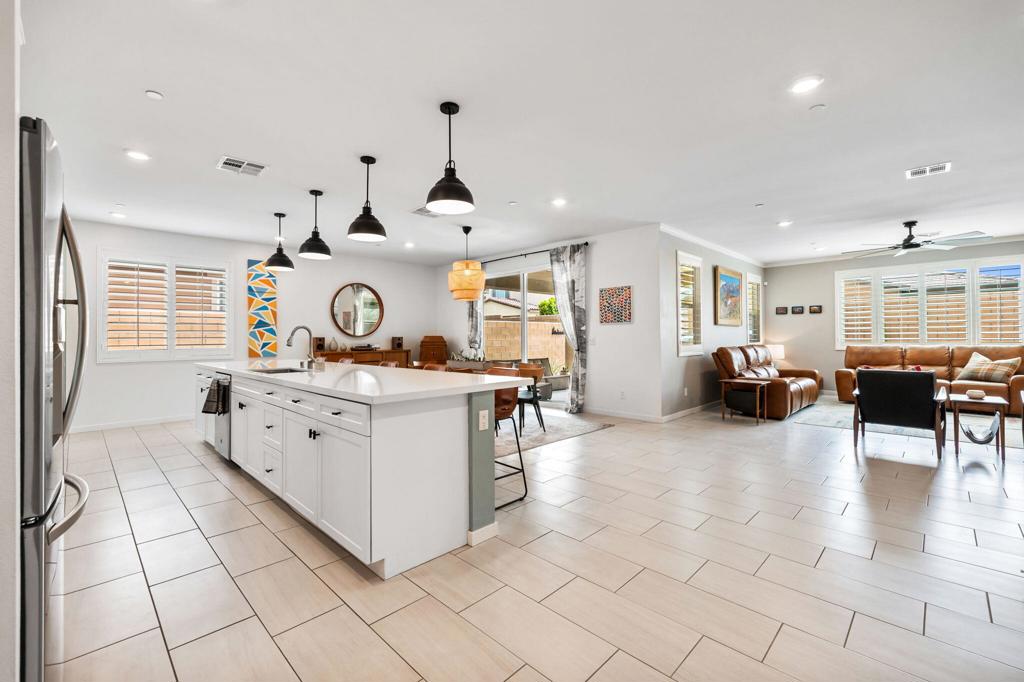 40258 Vivaldi Court